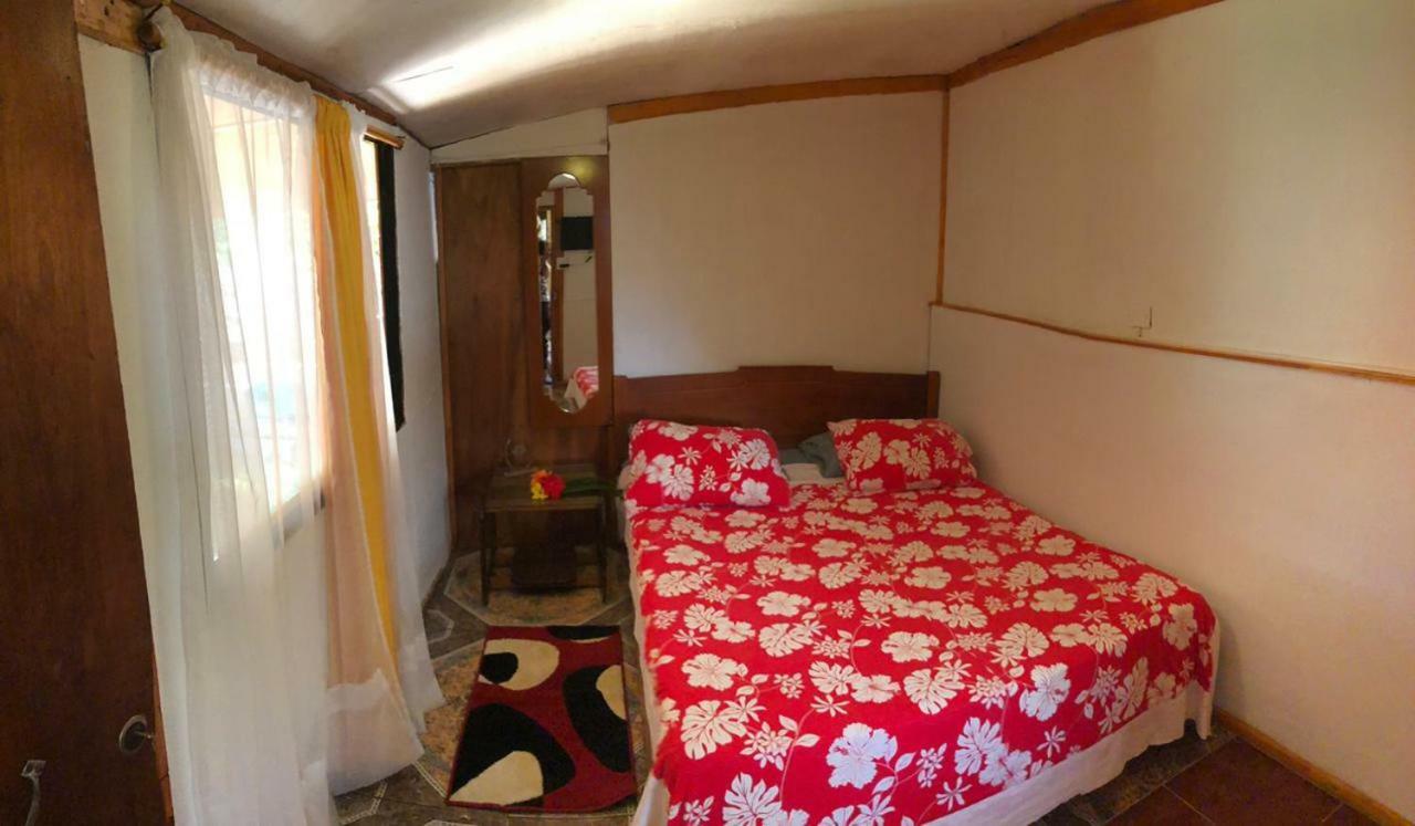 Hostal Vaihere Hanga Roa Exterior foto